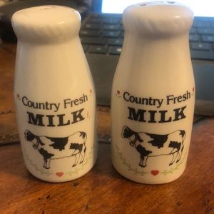 Country Fresh Milk Salt & Pepper Shakers